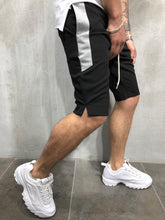 Load image into Gallery viewer, WAISTBAND AND DRAWSTRING STRIPED SHORTS 3865